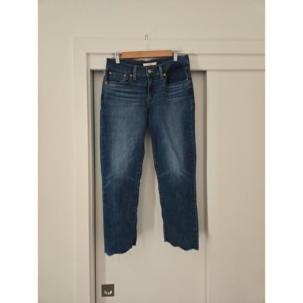 Levi's Cropped Boyfriend Distressed Jeans Size 27